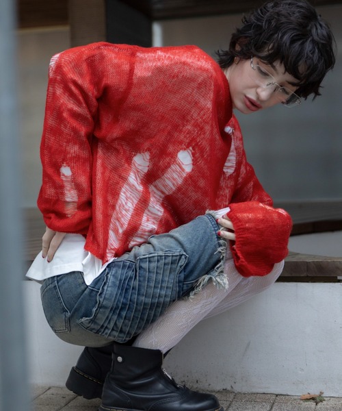 VACANCY(ヴァカンシー)の「ダメージオーバーシアーニット/オーバーTシャツSet/ユニセックス(ニット/セーター・レディース・ブルー/オレンジ/チャコールグレー・FREE)」の13枚目の写真