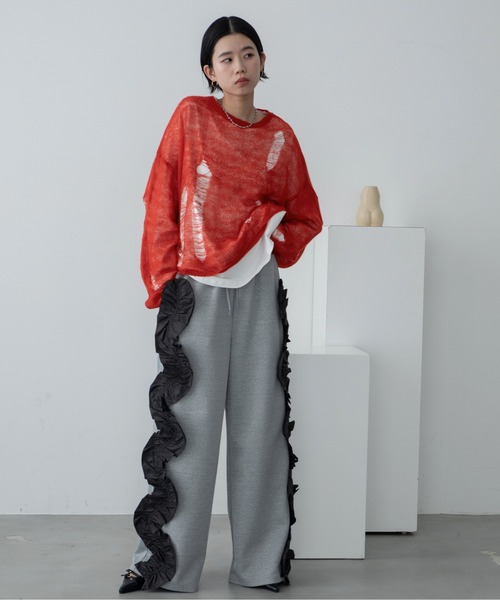 VACANCY(ヴァカンシー)の「ダメージオーバーシアーニット/オーバーTシャツSet/ユニセックス(ニット/セーター・レディース・ブルー/オレンジ/チャコールグレー・FREE)」の19枚目の写真