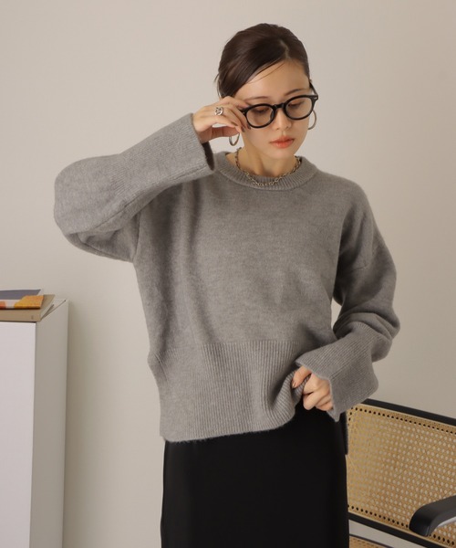 LAULEN（ローレン）の「oversize lib knit pullover /リブ切り替え オーバーサイズ ニット（ニット/セーター・レディース・アイボリー/グレー・FREE）」の4枚目の写真