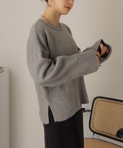 LAULEN（ローレン）の「oversize lib knit pullover /リブ切り替え オーバーサイズ ニット（ニット/セーター・レディース・アイボリー/グレー・FREE）」の6枚目の写真