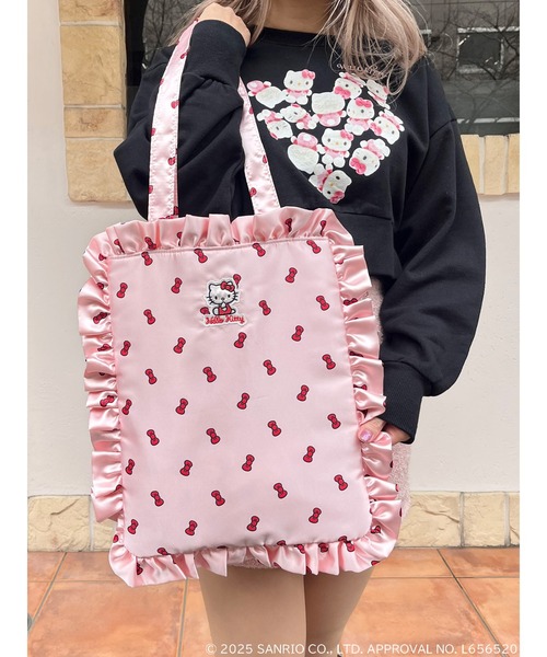 sanrio（サンリオ）の「【HELLO KITTY】リボン柄トートバッグ（トートバッグ・レディース・ホワイト/ピンク・FREE）」の2枚目の写真