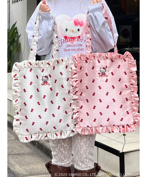 HELLO KITTY リボン付きトートバッグ HELLO KITTY リボン付きトートバッグ