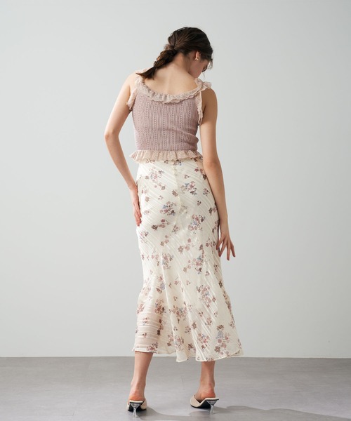 ME COUTURE（ミークチュール）の「アイレットレースノースリニット（ニット/セーター・レディース・ピンク/オフホワイト/ブラック・FREE）」の17枚目の写真