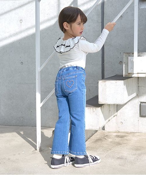 Lycee mine(リセマイン)の「【きれいシルエット】しっかりストレッチフレアデニムパンツ(デニムパンツ・キッズ・ブルー/サックスブルー・150cm/110cm/130cm/140cm/120cm/100cm)」の14枚目の写真