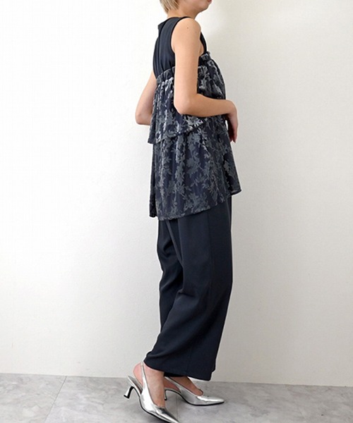STYLEBLOCK（スタイルブロック）の「ツイル×花柄シアーフロッキーベアペプラムオールインワン（サロペット/オーバーオール・レディース・ブラック/ブルー系その他/ライトベージュ・M）」の5枚目の写真