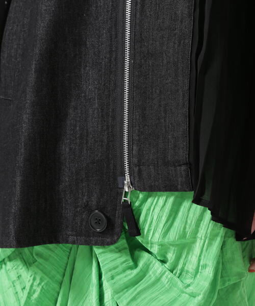 AULA AILA（アウラアイラ）の「AULA AILA/アウラアイラ/別注デニムコンビネーションブルゾン（ブルゾン・レディース・ブラック/ホワイト系2・0）」の13枚目の写真