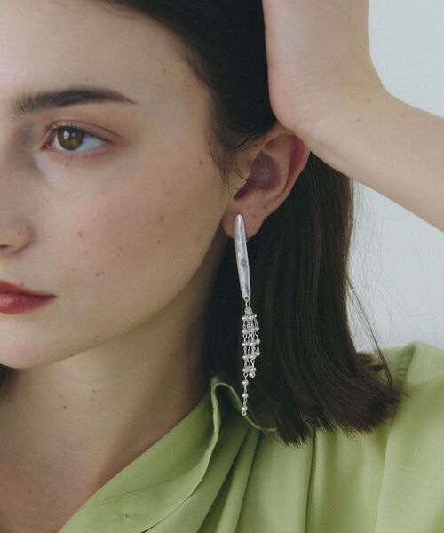 YECCA VECCA（イェッカヴェッカ）の「ボールチェーンメタルイヤリング（イヤリング・レディース・ゴールド/シルバー・FREE）」の5枚目の写真