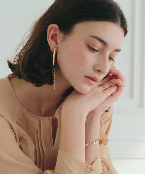 YECCA VECCA（イェッカヴェッカ）の「ボールチェーンメタルイヤリング（イヤリング・レディース・ゴールド/シルバー・FREE）」の4枚目の写真