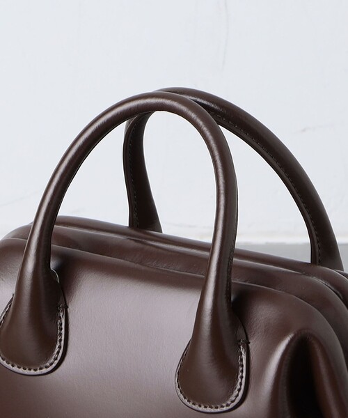 OSOI(オソイ)の「<OSOI>BOAT MINI バッグ(ショルダーバッグ・レディース・オフホワイト/ブラック/ダークブラウン・FREE)」の9枚目の写真