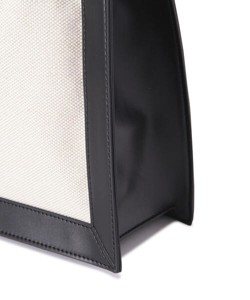 EDIT COLOGNE（エディットコロン）の「ゴールドパーツキャンバストート（トートバッグ・レディース・ブラック/ブラウン・ﾌﾘ-）」の8枚目の写真