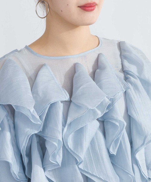 PICCIN PERLA(ピッチンペルラ)の「ラッフルシアーブラウス(シャツ/ブラウス・レディース・オフホワイト/ブラック/サックスブルー/キャメル/チャコールグレー・M)」の12枚目の写真