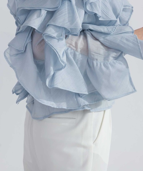 PICCIN PERLA(ピッチンペルラ)の「ラッフルシアーブラウス(シャツ/ブラウス・レディース・オフホワイト/ブラック/サックスブルー/キャメル/チャコールグレー・M)」の15枚目の写真