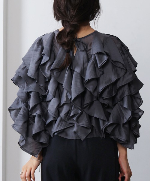 PICCIN PERLA(ピッチンペルラ)の「ラッフルシアーブラウス(シャツ/ブラウス・レディース・オフホワイト/ブラック/サックスブルー/キャメル/チャコールグレー・M)」の20枚目の写真