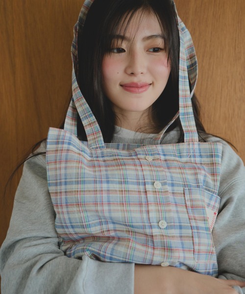 common gull products.(コモンガルプロダクツ)の「shesaidthat×common gull products.初めまして。 ” check bag ”(トートバッグ・レディース・アイボリー/サックスブルー系・フリー)」の8枚目の写真