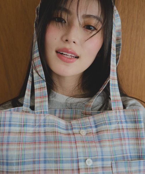 common gull products.(コモンガルプロダクツ)の「shesaidthat×common gull products.初めまして。 ” check bag ”(トートバッグ・レディース・アイボリー/サックスブルー系・フリー)」の10枚目の写真