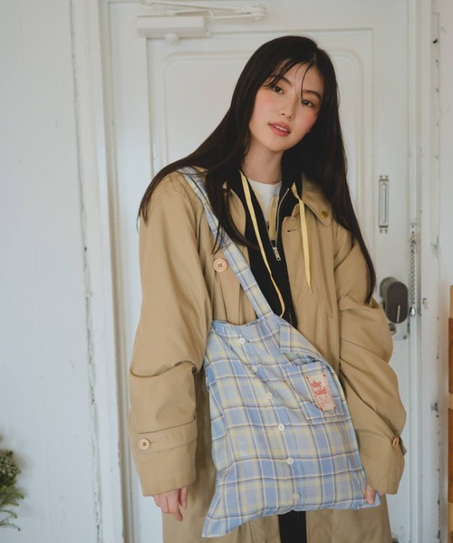 common gull products.(コモンガルプロダクツ)の「shesaidthat×common gull products.初めまして。 ” check bag ”(トートバッグ・レディース・アイボリー/サックスブルー系・フリー)」の9枚目の写真