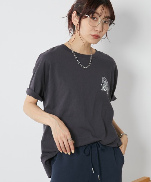Auntie Rosa Holiday(アンティローザホリデー)の「クラックロゴカレッジT(Tシャツ/カットソー・レディース・チャコールグレー/ナチュラル・FREE)」の4枚目の写真