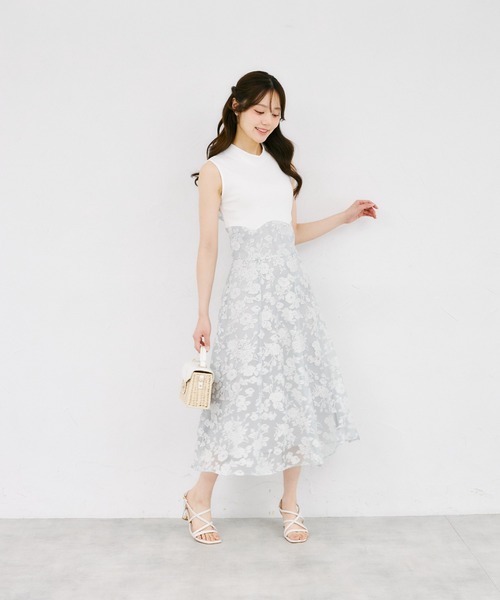 tocco closet(トッコ クローゼット)の「【ZOZO限定】バックリボンシアーフラワードッキングワンピース(ワンピース・レディース・チャコールグレー/クリアブルー/ラベンダー・M)」の18枚目の写真