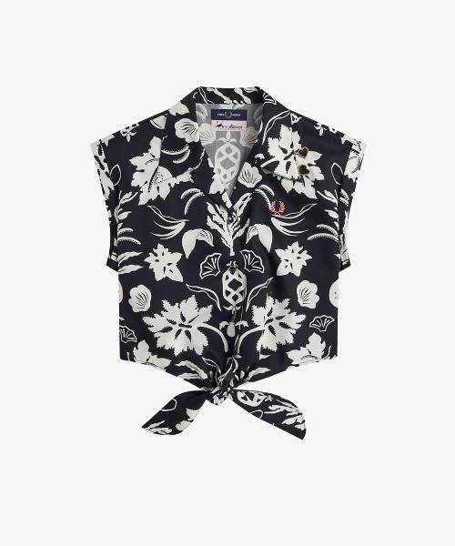 FRED PERRYフレッドペリー×エイミーワインハウス　コラボ　前縛りシャツ セール】Amy Winehouse Tie-Front Printed Shirt／エイミー