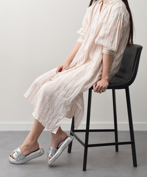 CARRANO（カラーノ）の「【CARRANO】イントレチャートボリュームソールサンダル(652303)（サンダル・レディース・ブラック/アイボリー/シルバー・36/37/38/39）」の12枚目の写真