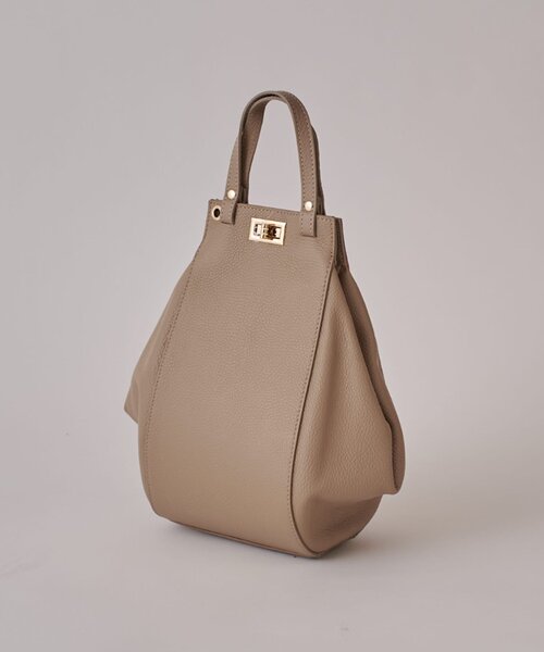 Lui's（ルイス）の「MILLELA FIRENZE スフィアハンドバッグ（ハンドバッグ・レディース・ベージュ/ブラック・FREE）」の8枚目の写真