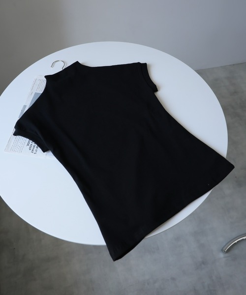 Ulysses(ユリシス)の「ハイネックTシャツ(Tシャツ/カットソー・レディース・ベージュ/ブラック・M/L)」の13枚目の写真