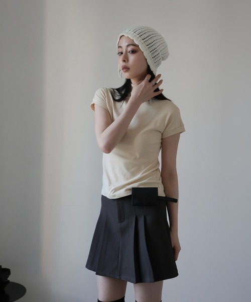 Ulysses(ユリシス)の「ハイネックTシャツ(Tシャツ/カットソー・レディース・ベージュ/ブラック・M/L)」の19枚目の写真