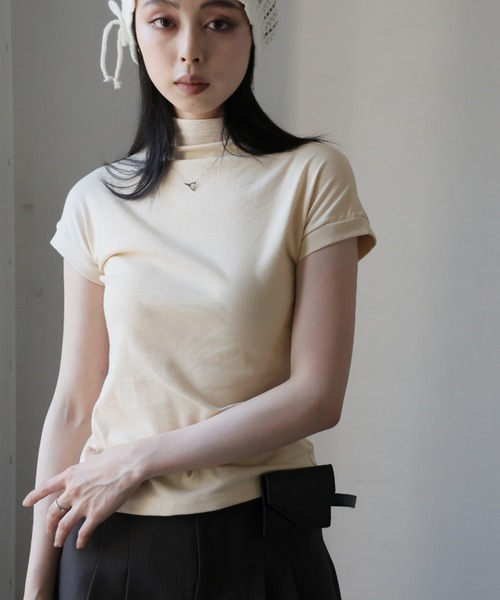 Ulysses(ユリシス)の「ハイネックTシャツ(Tシャツ/カットソー・レディース・ベージュ/ブラック・M/L)」の21枚目の写真