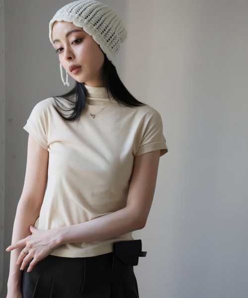 Ulysses(ユリシス)の「ハイネックTシャツ(Tシャツ/カットソー・レディース・ベージュ/ブラック・M/L)」の22枚目の写真