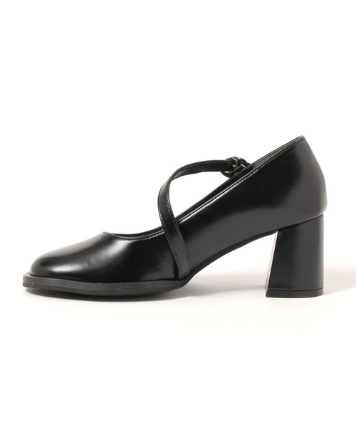 LEPSIM(レプシィム)の「ストラップヒールパンプス 322189(パンプス・レディース・ベージュ/ブラック・MEDIUM/LARGE)」の15枚目の写真