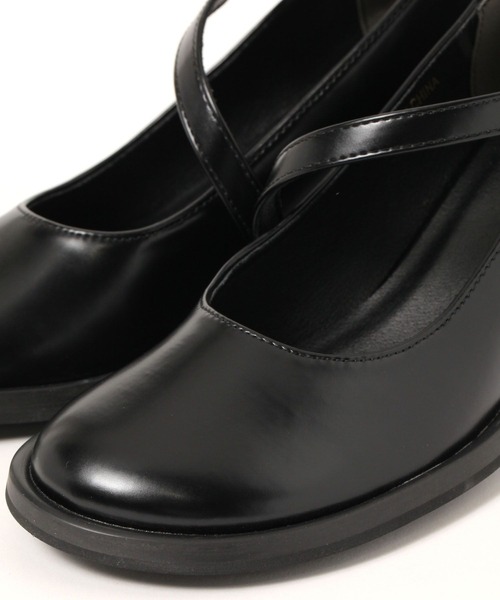 LEPSIM(レプシィム)の「ストラップヒールパンプス 322189(パンプス・レディース・ベージュ/ブラック・MEDIUM/LARGE)」の19枚目の写真