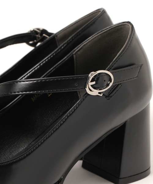 LEPSIM(レプシィム)の「ストラップヒールパンプス 322189(パンプス・レディース・ベージュ/ブラック・MEDIUM/LARGE)」の20枚目の写真