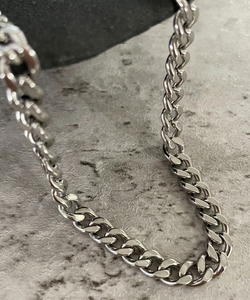 SPINNS(スピンズ)の「シルバーチェーンネックレス/トレンド40cm/短め/チョーカー風/ユニセックス(ネックレス・メンズ・B/E/D/C/A・ONESIZE)」の3枚目の写真