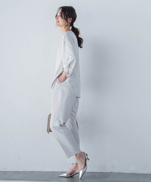 LAUTREAMONT(ロートレアモン)の「キレイ×リラックス アムンゼンテーパードパンツ≪洗濯機で洗える≫(スラックス・レディース・ベージュ/ブラック/チャコールグレー/ライトブルー・7号/9号/11号)」の13枚目の写真