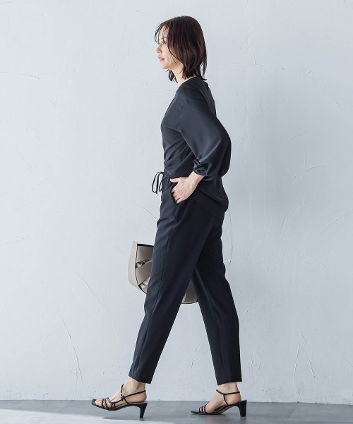 LAUTREAMONT(ロートレアモン)の「キレイ×リラックス アムンゼンテーパードパンツ≪洗濯機で洗える≫(スラックス・レディース・ベージュ/ブラック/チャコールグレー/ライトブルー・7号/9号/11号)」の19枚目の写真