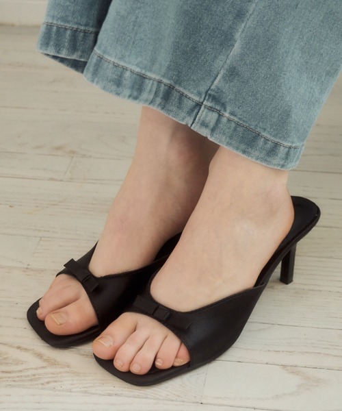 Birthday room（バースデイルーム）の「スクエアリボンミュールサンダル/square mule sandal（サンダル・レディース・シルバー/ピンク/ブラック・SMALL/MEDIUM/LARGE）」の7枚目の写真