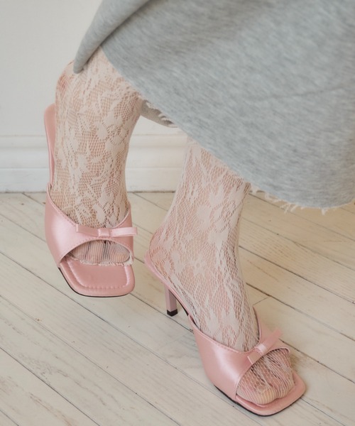 Birthday room（バースデイルーム）の「スクエアリボンミュールサンダル/square mule sandal（サンダル・レディース・シルバー/ピンク/ブラック・SMALL/MEDIUM/LARGE）」の12枚目の写真