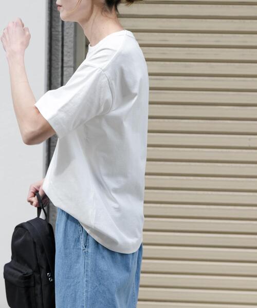 FORK&SPOON(フォークアンドスプーン)の「FORK&SPOON フロッキーロゴTシャツ(Tシャツ/カットソー・レディース・グレー系その他/アイボリー/スミクロ/オフホワイト・1)」の8枚目の写真