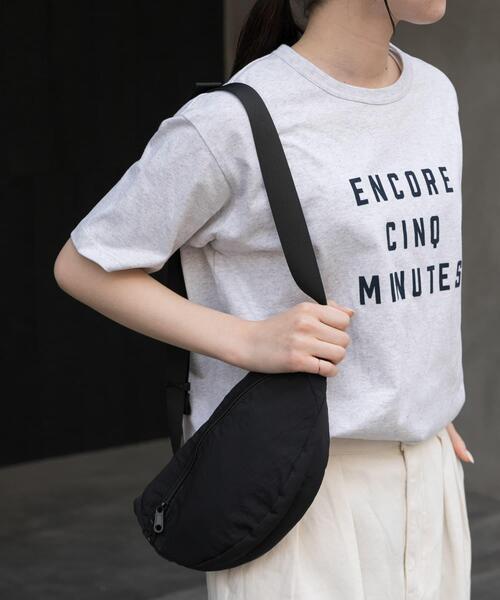 FORK&SPOON(フォークアンドスプーン)の「FORK&SPOON フロッキーロゴTシャツ(Tシャツ/カットソー・レディース・グレー系その他/アイボリー/スミクロ/オフホワイト・1)」の19枚目の写真