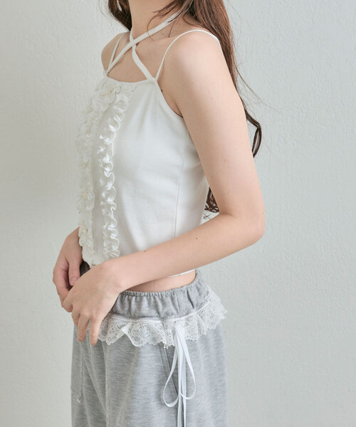 OLIVE des OLIVE（オリーブデオリーブ）の「ribbonフリルキャミソール（キャミソール・レディース・サックスブルー/ブラック/オフホワイト・FREE）」の17枚目の写真