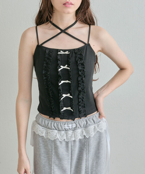 OLIVE des OLIVE（オリーブデオリーブ）の「ribbonフリルキャミソール（キャミソール・レディース・サックスブルー/ブラック/オフホワイト・FREE）」の14枚目の写真