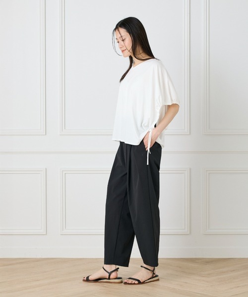 I.T.'S international（イッツインターナショナル）の「テンセルコットン ドローストリングスリーブカットソー（Tシャツ/カットソー・レディース・オフホワイト/スミクロ/キャメル・フリー）」の8枚目の写真