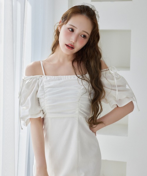 one after another NICE CLAUP(ワンアフターアナザーナイスクラップ)の「2WAYオフショルワンピース(ワンピース・レディース・ブラック/アイボリー/サックスブルー/グレー系その他・FREE)」の5枚目の写真
