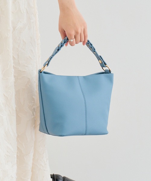 MIAN （ミアン）の「【MIAN】メッシュハンドル 2wayバッグ ショルダー付 フェイクレザー バケツバッグ / 2251-297-1（ショルダーバッグ・レディース・ブラック/ブルー/アイボリー・FREE）」の4枚目の写真