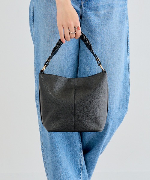 MIAN （ミアン）の「【MIAN】メッシュハンドル 2wayバッグ ショルダー付 フェイクレザー バケツバッグ / 2251-297-1（ショルダーバッグ・レディース・ブラック/ブルー/アイボリー・FREE）」の14枚目の写真