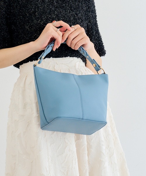 MIAN （ミアン）の「【MIAN】メッシュハンドル 2wayバッグ ショルダー付 フェイクレザー バケツバッグ / 2251-297-1（ショルダーバッグ・レディース・ブラック/ブルー/アイボリー・FREE）」の12枚目の写真