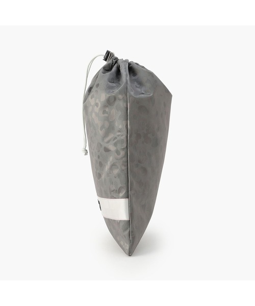 BRIEFING(ブリーフィング)の「【BRIEFING GOLF/ブリーフィングゴルフ】DRAWSTRING POUCH M LEOPARD JQ(ポーチ・メンズ・ブラック/グレー・FREE)」の4枚目の写真