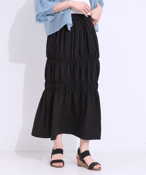 Cutie Blonde(キューティーブロンド)の「【S-LL】コーデが華やかに シャーリングデザインスカート(スカート・レディース・ライトブルー/ブラック/ホワイト・01/02/03/04)」の8枚目の写真