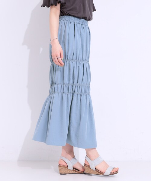 Cutie Blonde(キューティーブロンド)の「【S-LL】コーデが華やかに シャーリングデザインスカート(スカート・レディース・ライトブルー/ブラック/ホワイト・01/02/03/04)」の13枚目の写真