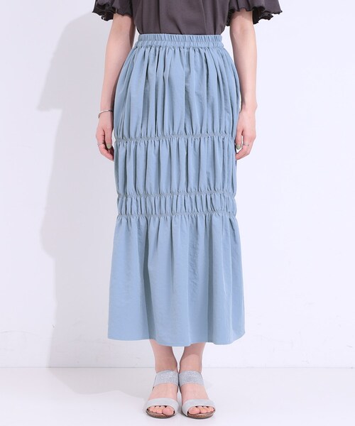 Cutie Blonde(キューティーブロンド)の「【S-LL】コーデが華やかに シャーリングデザインスカート(スカート・レディース・ライトブルー/ブラック/ホワイト・01/02/03/04)」の16枚目の写真